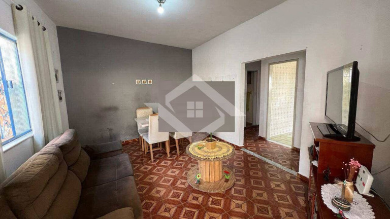 Imagem Casa com 7 Quartos à Venda, 200 m² em Centro - Queimados Imagem Casa com 7 Quartos à Venda, 200 m² em Centro - Queimados