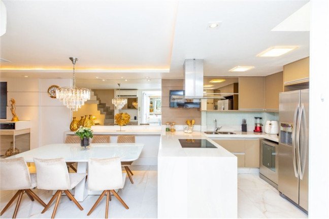Imagem Casa com 2 Quartos à Venda,  em Vila Castelo - São Paulo