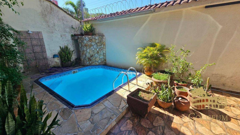 Imagem Casa com 3 Quartos à Venda, 165 m² em Canto Do Forte - Praia Grande