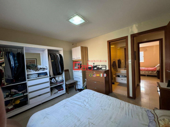 Imagem Casa com 5 Quartos à Venda, 370 m² em Vila Sao Pedro - São Pedro Da Aldeia Imagem Casa com 5 Quartos à Venda, 370 m² em Vila Sao Pedro - São Pedro Da Aldeia
