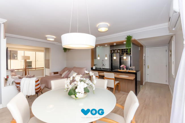 Imagem Imóvel com 3 Quartos à Venda, 127 m² em Petrópolis - Porto Alegre