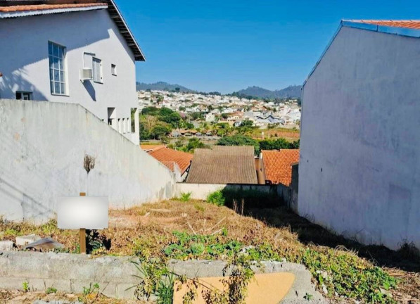 Terreno à Venda, 300 m² em Jardim Primavera - Bragança Paulista