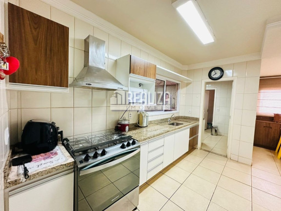 Imagem Apartamento com 3 Quartos à Venda, 199 m² em Irmãos Soares - Uberaba Imagem Apartamento com 3 Quartos à Venda, 199 m² em Irmãos Soares - Uberaba