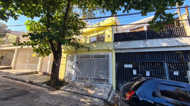 Sobrado com 3 Quartos à Venda, 148 m² em Parque São Domingos - São Paulo