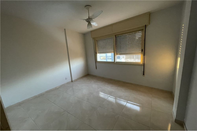 Imagem Apartamento com 1 Quarto à Venda, 48 m² em Santa Cecília - Porto Alegre