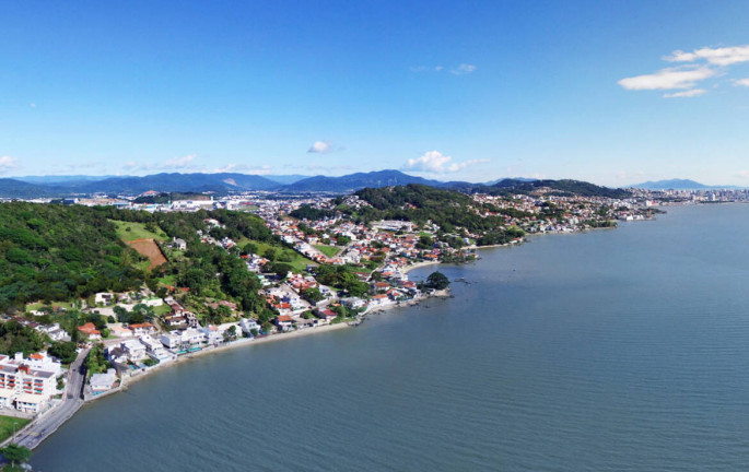 Imagem Terreno à Venda, 360 m² em Ponta De Baixo - São José Imagem Terreno à Venda, 360 m² em Ponta De Baixo - São José