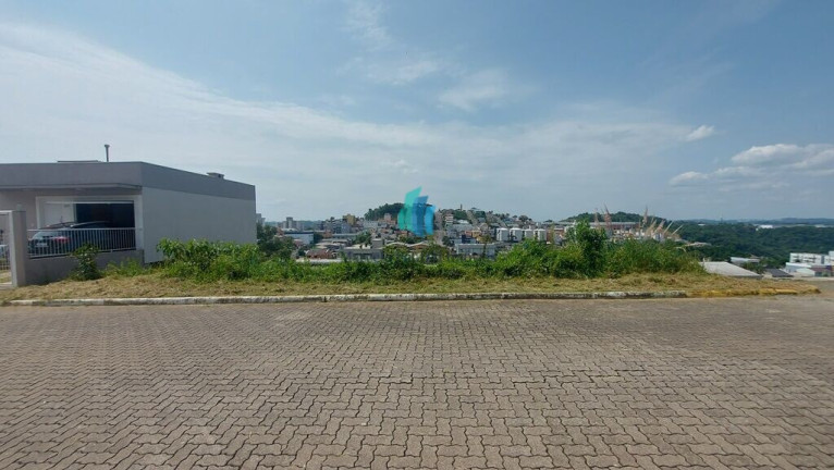 Imagem Terreno à Venda, 288 m² em Ouro Verde - Bento Gonçalves Imagem Terreno à Venda, 288 m² em Ouro Verde - Bento Gonçalves
