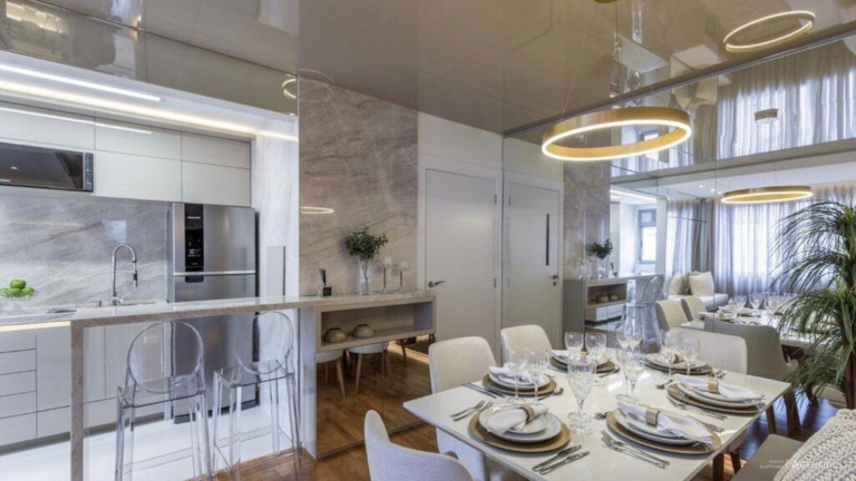 Imagem Imóvel com 2 Quartos à Venda, 57 m² em Menino Deus - Porto Alegre Imagem Imóvel com 2 Quartos à Venda, 57 m² em Menino Deus - Porto Alegre