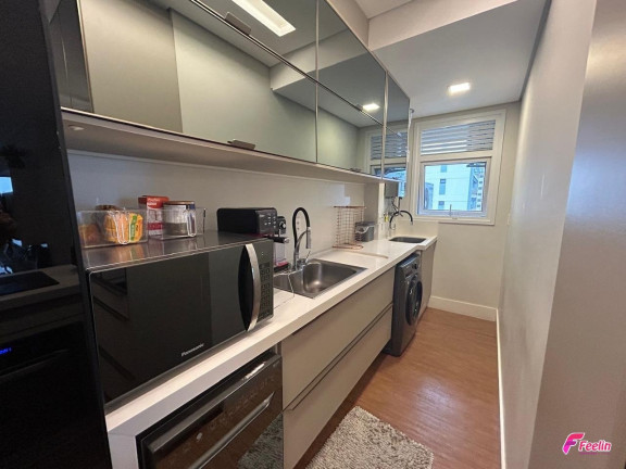 Imagem Apartamento com 2 Quartos à Venda, 75 m² em Centro - Florianópolis
