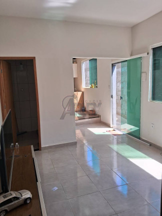 Imagem Casa com 2 Quartos à Venda, 125 m² em Santa Lucia - Montes Claros