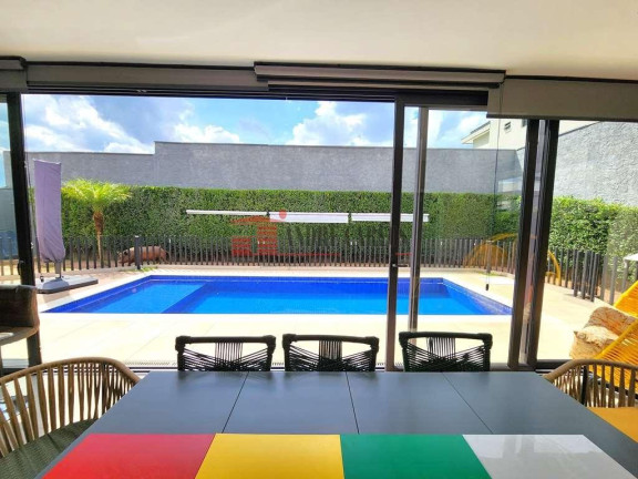 Imagem Casa de Condomínio com 3 Quartos à Venda, 304 m² em Granja Viana - Carapicuíba Imagem Casa de Condomínio com 3 Quartos à Venda, 304 m² em Granja Viana - Carapicuíba