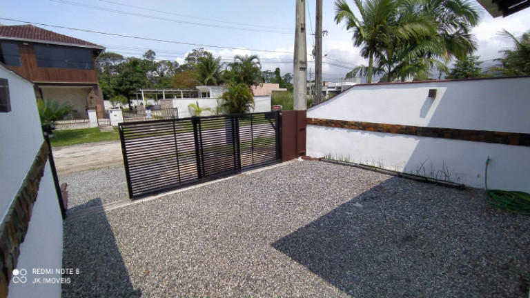 Imagem Casa com 3 Quartos para Temporada, 80 m² em Balneário Mariluz - Itapoá