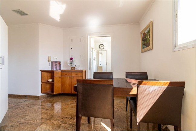 Imagem Apartamento com 4 Quartos à Venda, 217 m² em Moema - São Paulo Imagem Apartamento com 4 Quartos à Venda, 217 m² em Moema - São Paulo