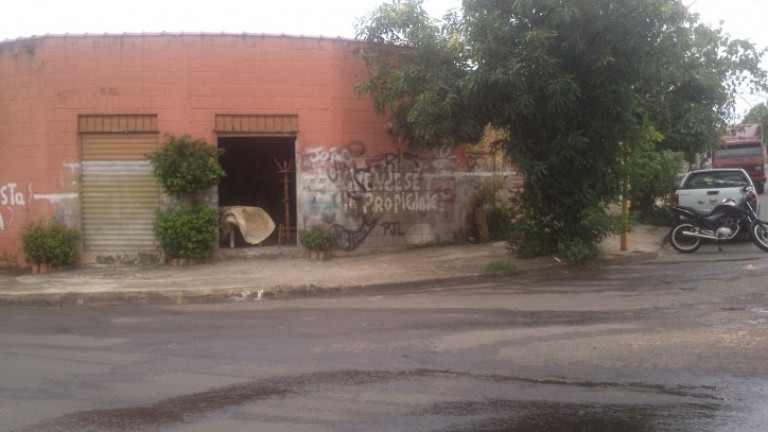 Casa com 3 Quartos à Venda, 360 m² em Parque Santa Edwiges - Bauru