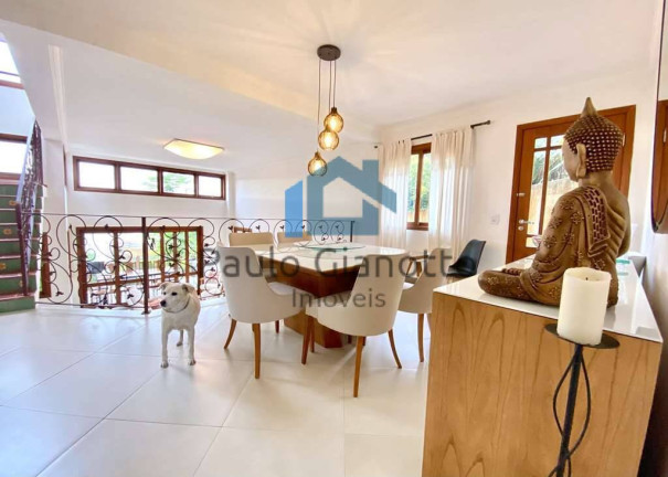 Imagem Casa de Condomínio com 4 Quartos à Venda, 325 m² em Capuava - Cotia