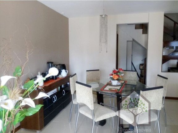 Imagem Casa com 6 Quartos à Venda, 291 m² em Agronômica - Florianópolis