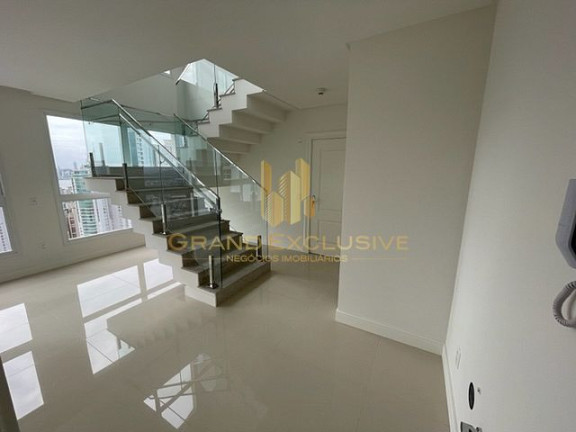 Imagem Apartamento com 4 Quartos à Venda, 240 m² em Centro - Balneário Camboriú Imagem Apartamento com 4 Quartos à Venda, 240 m² em Centro - Balneário Camboriú