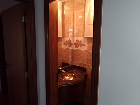 Imagem Imóvel com 4 Quartos à Venda, 268 m² em Anhangabaú - Jundiaí