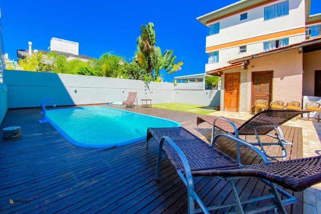 Imagem Casa com 3 Quartos à Venda,  em Palmas - Governador Celso Ramos