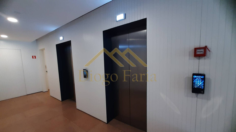 Imagem Sala Comercial para Alugar, 218 m² em Vila Madalena - São Paulo Imagem Sala Comercial para Alugar, 218 m² em Vila Madalena - São Paulo