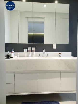 Imagem Apartamento com 2 Quartos à Venda, 219 m² em Pinheiros - São Paulo Imagem Apartamento com 2 Quartos à Venda, 219 m² em Pinheiros - São Paulo