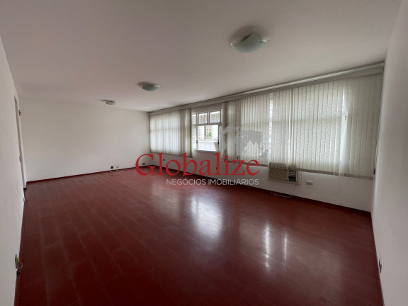 Imóvel com 2 Quartos à Venda, 124 m² em Gonzaga - Santos