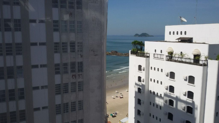 Imagem Apartamento com 4 Quartos à Venda, 235 m² em Pitangueiras - Guarujá