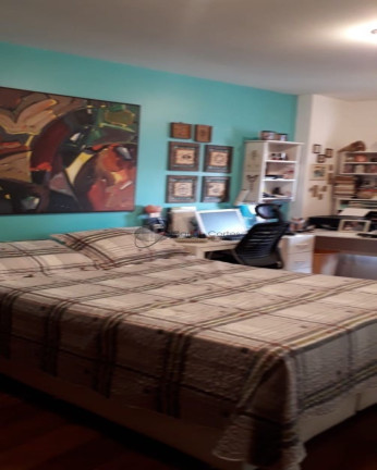 Imagem Imóvel com 4 Quartos à Venda, em Icaraí - Niterói Imagem Imóvel com 4 Quartos à Venda, em Icaraí - Niterói