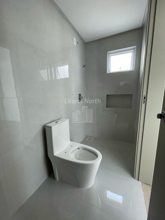 Imagem Sobrado com 3 Quartos à Venda, 163 m² em São João - Itajaí
