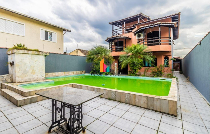 Sobrado com 6 Quartos à Venda, 451 m² em Canto Do Forte - Praia Grande