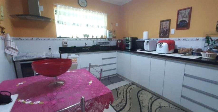 Imagem Casa de Condomínio com 4 Quartos à Venda, 200 m² em Vargem Grande - Teresópolis Imagem Casa de Condomínio com 4 Quartos à Venda, 200 m² em Vargem Grande - Teresópolis