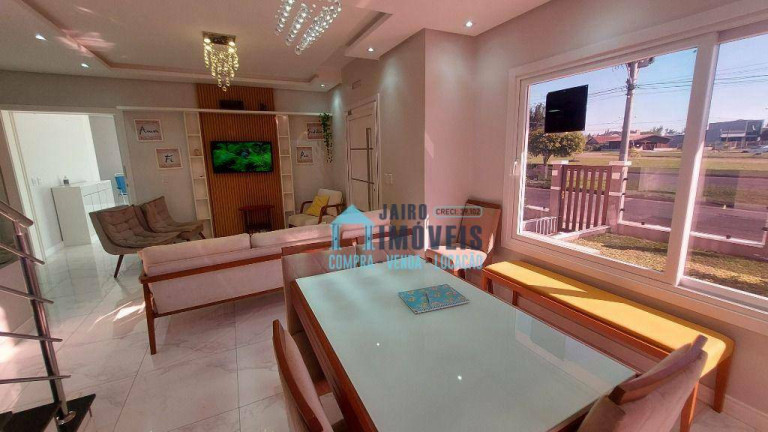 Imagem Casa com 4 Quartos à Venda, 240 m² em Centro - Tramandaí Imagem Casa com 4 Quartos à Venda, 240 m² em Centro - Tramandaí