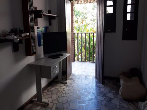 Imagem Casa com 4 Quartos à Venda, 355 m² em Candeal - Salvador