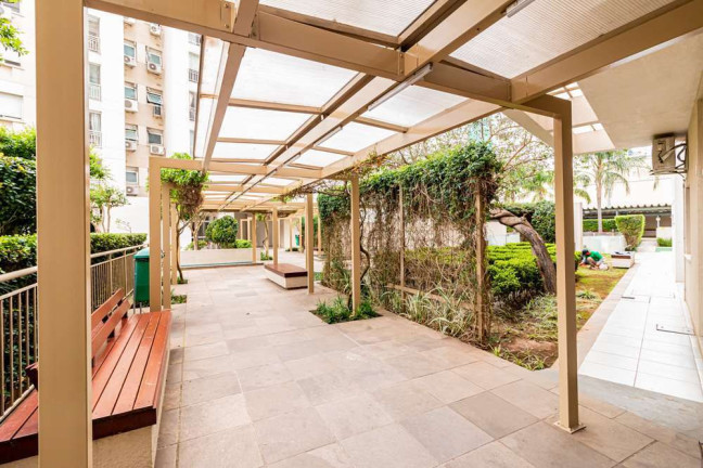 Imagem Apartamento com 3 Quartos à Venda, 74 m² em Passo Da Areia - Porto Alegre