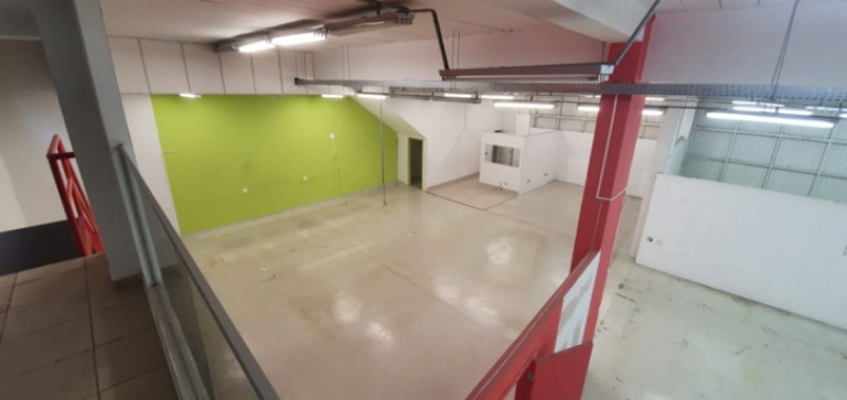 Imagem Casa para Alugar, 800 m² em Jardim Dos Camargos - Barueri
