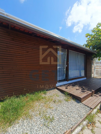 Imagem Casa com 2 Quartos à Venda, 52 m² em Centro - Camboriú