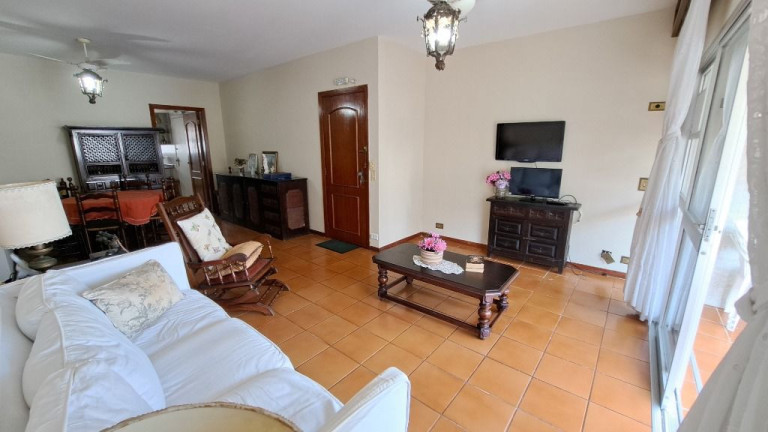 Imagem Apartamento com 3 Quartos à Venda, 120 m² em Pitangueiras - Guarujá