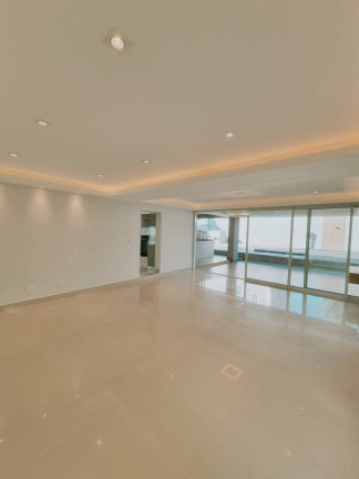 Imagem Casa com 3 Quartos à Venda, 560 m² em Alphaville - Barueri