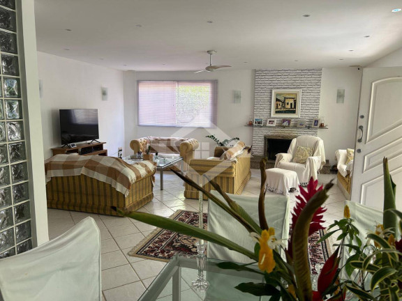 Imagem Casa com 4 Quartos à Venda, 560 m² em Vargem Grande - Rio De Janeiro