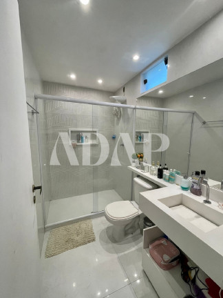 Imagem Casa com 5 Quartos à Venda, 500 m² em Vargem Pequena - Rio De Janeiro Imagem Casa com 5 Quartos à Venda, 500 m² em Vargem Pequena - Rio De Janeiro