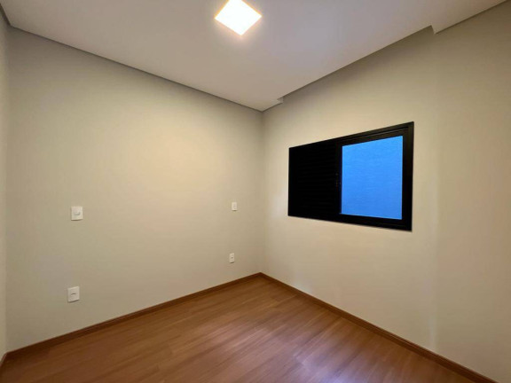 Imagem Casa de Condomínio com 3 Quartos à Venda, 110 m² em Cajuru Do Sul - Sorocaba
