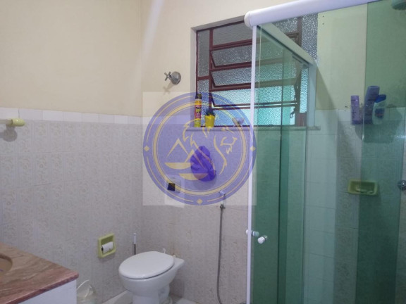 Imagem Casa com 5 Quartos à Venda, 450 m² em Centro - Araruama