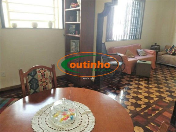 Imagem Casa com 5 Quartos à Venda, 224 m² em Vila Isabel - Rio De Janeiro Imagem Casa com 5 Quartos à Venda, 224 m² em Vila Isabel - Rio De Janeiro