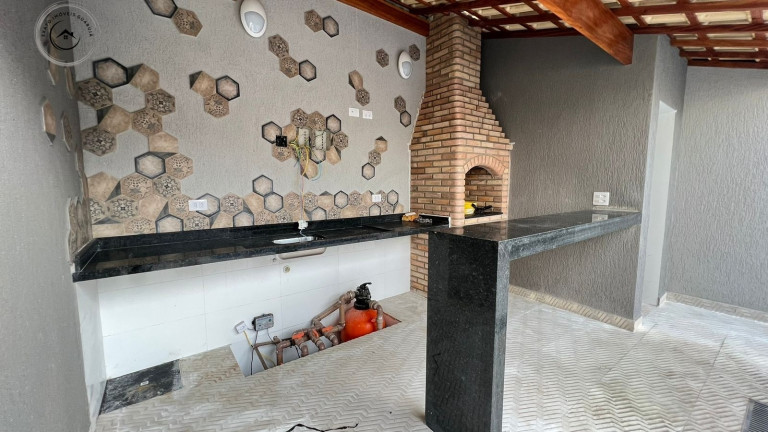 Imagem Casa com 2 Quartos à Venda, 54 m² em Maracanã - Praia Grande Imagem Casa com 2 Quartos à Venda, 54 m² em Maracanã - Praia Grande