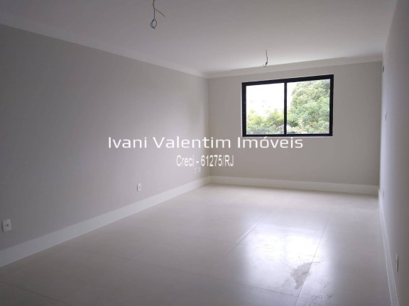 Imagem Casa de Condomínio com 5 Quartos à Venda, 340 m² em Barra Da Tijuca - Rio De Janeiro Imagem Casa de Condomínio com 5 Quartos à Venda, 340 m² em Barra Da Tijuca - Rio De Janeiro