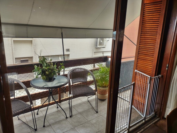 Imagem Imóvel com 3 Quartos à Venda,  em Independência - Porto Alegre