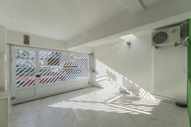 Imagem Casa com 3 Quartos à Venda, 270 m² em Cambuci - São Paulo Imagem Casa com 3 Quartos à Venda, 270 m² em Cambuci - São Paulo