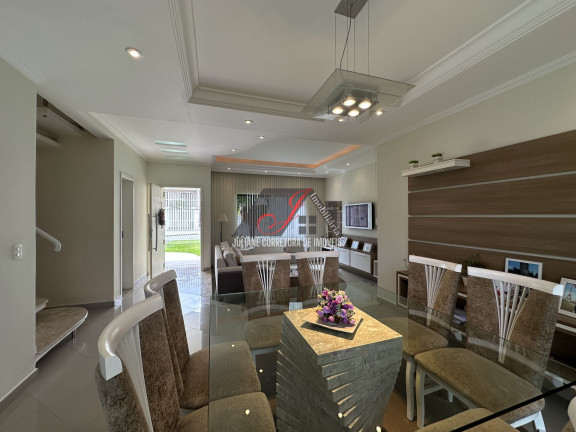 Imagem Casa com 3 Quartos à Venda, 200 m² em Pinheirinho - Curitiba
