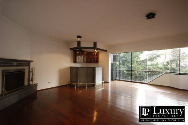 Apartamento com 4 Quartos à Venda, 218 m² em Campo Belo - São Paulo