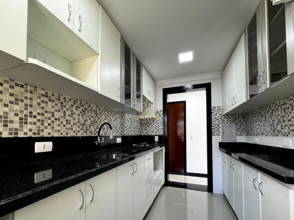 Imagem Apartamento com 3 Quartos à Venda, 60 m² em Pinheirinho - Curitiba